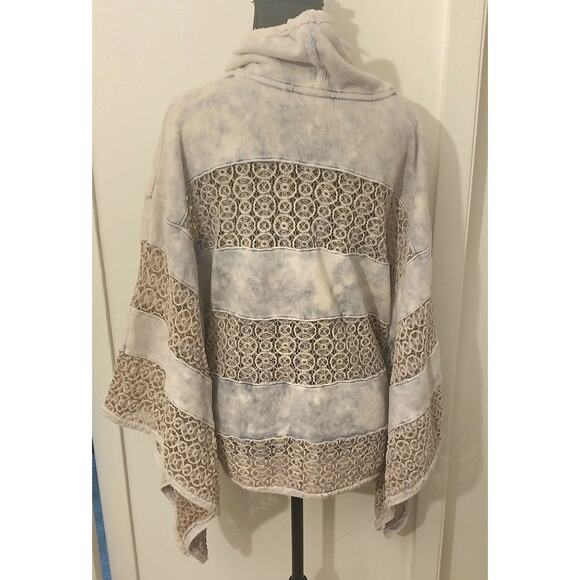 Boho Lace Crochet Striped Poncho Shirt Free People XS Cream And Blue Wash Hippie - Picture 3 of 10